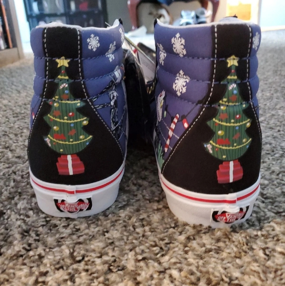 Vans X Nightmare Before Christmas Christmas Town! - Picture 8 of 9